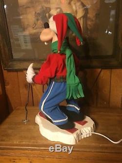 Santas Best Animated Goofy Skiing Disney 21 Vtg 1998 Christmas Display Walt