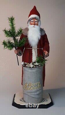 18,5Paper macheGerman SANTA WITH SACKCandy Containerby Paul Turner CHS23-14