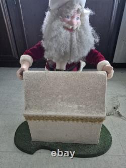 1950s 29 HAROLD GALE STORE DISPLAY SANTA TREASURE CHEST