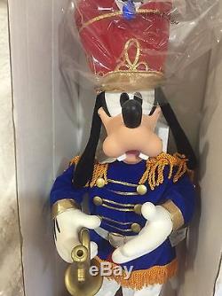 1996 Disney Large Goofy Soldier nutcracker trumpet animated Telco NEW