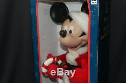 1996 Mickey Mouse Santa's Best Animation Disney Animated 20 Figure NEW & RARE