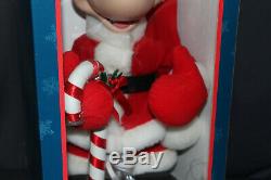 1996 Mickey Mouse Santa's Best Animation Disney Animated 20 Figure NEW & RARE