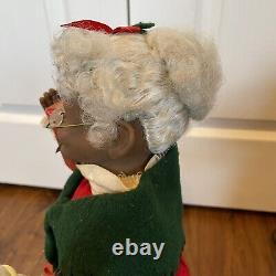 1999 Holiday Creations African American Animated Santa Mrs Claus Telco Style AA