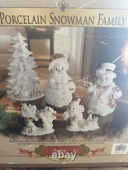 2000 Collectors Edition Grandeur Noel 5 Piece Porcelain Snowman Family Christmas