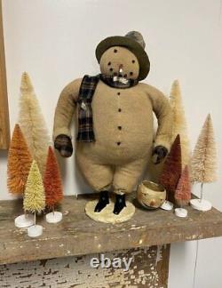 2002 ESC Trading Company Cody Foster Snowman Primitive Folk Art 18 Christmas