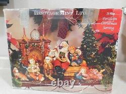 2003 Heritage Mint LTD Porcelain Christmas Setting Santa Fireplace Tree 11 PC