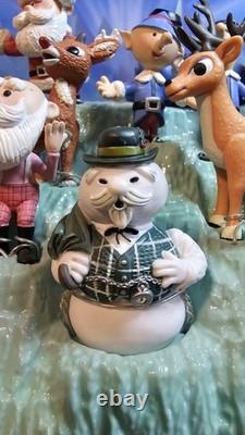 2003 Rudolph The Red-Nosed Reindeer Holiday Figurine Collection NIB