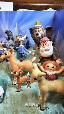 2003 Rudolph The Red-Nosed Reindeer Holiday Figurine Collection NIB