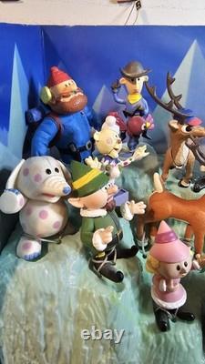 2003 Rudolph The Red-Nosed Reindeer Holiday Figurine Collection NIB