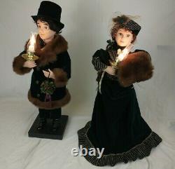 26 TRADITIONS ANIMATED VICTORIAN COUPLE Christmas Animated Moving Figures