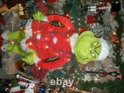 ANIMATED LIFE SIZE GRINCH in TANGLED LIGHTS SINGING CHRISTMAS PROP / DISPLAY