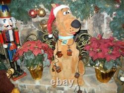 ANIMATED LIFE SIZE SCOOBY-DOO in TANGLED LANTERNS SINGING CHRISTMAS PROP