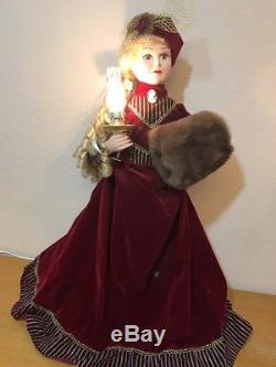 Animated Victorian Couple Beautifully Dressed Lighted Candle Christmas Holiday