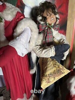 Animated christmas store display, Mechanical Christmas Carolers, Life Size