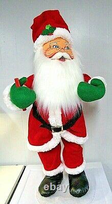 Annalee 30 Traditionally Santa Clause Stands on White Base 2019 New With Tag