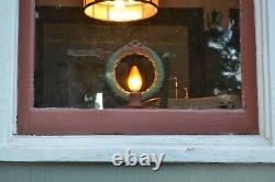 Antique-Style Electric Christmas Wreath Light with Hand-Painted Candle Flame Bulb