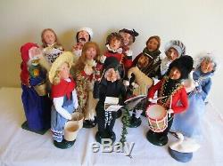 BYERS' CHOICE Carolers 12 DAYS OF CHRISTMAS Entire Set + CONDUCTOR Stand RISERS