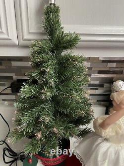 Ballerina With Nutcracker Mouse And Fiber Optic Tree By Holiday Creations Music