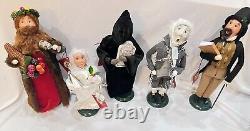 Byer's Choice Charles Dickens 200th Birthday A Christmas Carol Set (12) Carolers