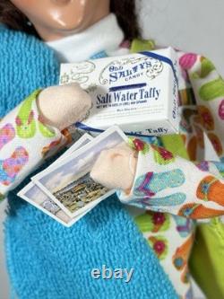 Byers' Choice Auntie Beach Lady Caroler Salt Water Taffy 13 Door County RARE