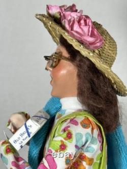 Byers' Choice Auntie Beach Lady Caroler Salt Water Taffy 13 Door County RARE
