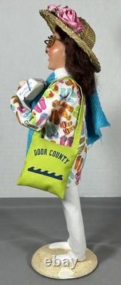 Byers' Choice Auntie Beach Lady Caroler Salt Water Taffy 13 Door County RARE