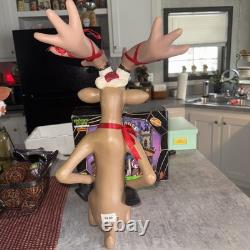 Christmas Funny Reindeer Christmas Statue Holiday Decor Sitting Figurine