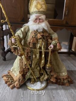 Classic Antique Santa From The Robert's Collection 25 Tall