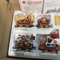 Cleveland Brown Danbury Mint Halftime Rail 5pc Figurine