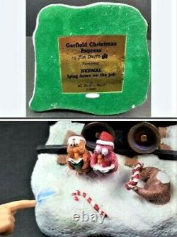 Danbury Mint Garfield Christmas Express 5 pc Train Set North Pole Nermal Odie