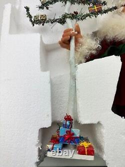 Demdaco Christmas Drolleries Gifties Santa Claus Figurine With Tree Read Desc