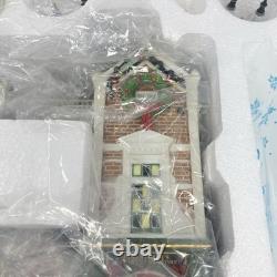 Dept 56 Christmas Village Visiting Santa At Finestroms 2005 Gift Set 56.59243