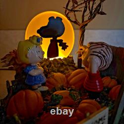 Dept 56 The Great Pumpkin Charlie Brown! Peanuts Halloween Figurine Lit Video