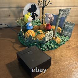 Dept 56 The Great Pumpkin Charlie Brown! Peanuts Halloween Figurine Lit Video