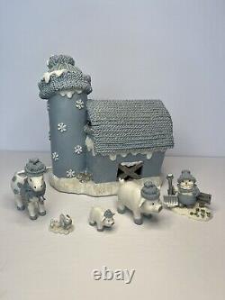 Encore 2000 Snow Buddies Snowville Barn with Silo #94934 Rare 5 Minis