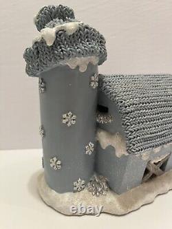 Encore 2000 Snow Buddies Snowville Barn with Silo #94934 Rare 5 Minis