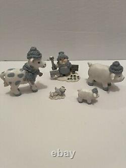 Encore 2000 Snow Buddies Snowville Barn with Silo #94934 Rare 5 Minis