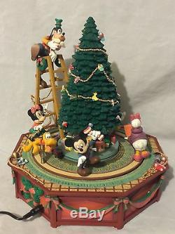 Enesco Disney Christmas Jamboree Mickey Mouse Animated Music Lights Minnie Goofy