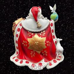 Enesco Gallery of Art The Gift of Peace Bearing Peaceful Tidings Figurine 9T 9