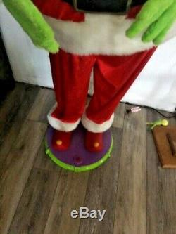 Excellent LIFE SIZE 5 FOOT 2 GRINCH THAT STOLE CHRISTMAS HOLIDAY PROP Animated