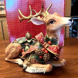 FITZ & FLOYD CLASSIC Holiday Pine Reclining REINDEER Christmas Candle Holder BOX