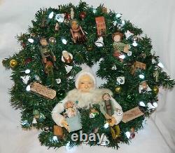 GENUINE 18 Norma DeCamp Lighted SANTA CLAUS WREATH Loaded with Handmade TOYS