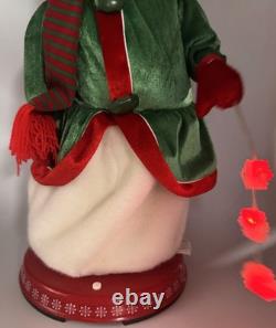 Gemmy 2004 Snowflake Spinning Mrs Snowwoman Sings Santa Baby Dancing Works