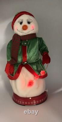 Gemmy 2004 Snowflake Spinning Mrs Snowwoman Sings Santa Baby Dancing Works
