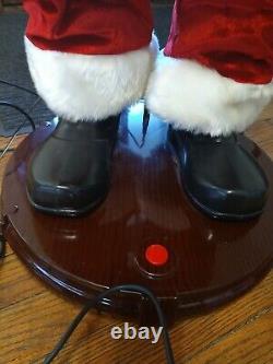 Gemmy LifeSize Santa Karaoke Dancing Fur/Velvet Suit Christmas Motion Sensor 5ft