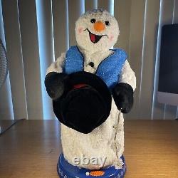 Gemmy Snowflake Spinning Snowman Singing Dancing Snow Miser