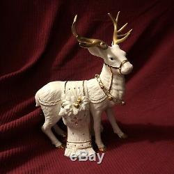 Grandeur Noel 3 Piece Porcelain Figurine Set/ Santa Reindeer Polar Bear'99 652