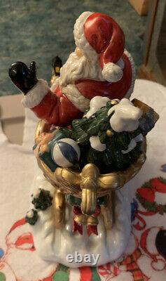 Grandeur Noel Porcelain Santa In Sleigh & Reindeer Set Collector's Edition 2003