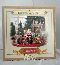 Grandeur Noel Porcelain Santa Scene Collector's Edition 2002 New