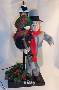 HOLIDAY CREATION ANIMATED MOTION flicker LIGHTED CHRISTMAS BOB CRATCH & TINY TIM